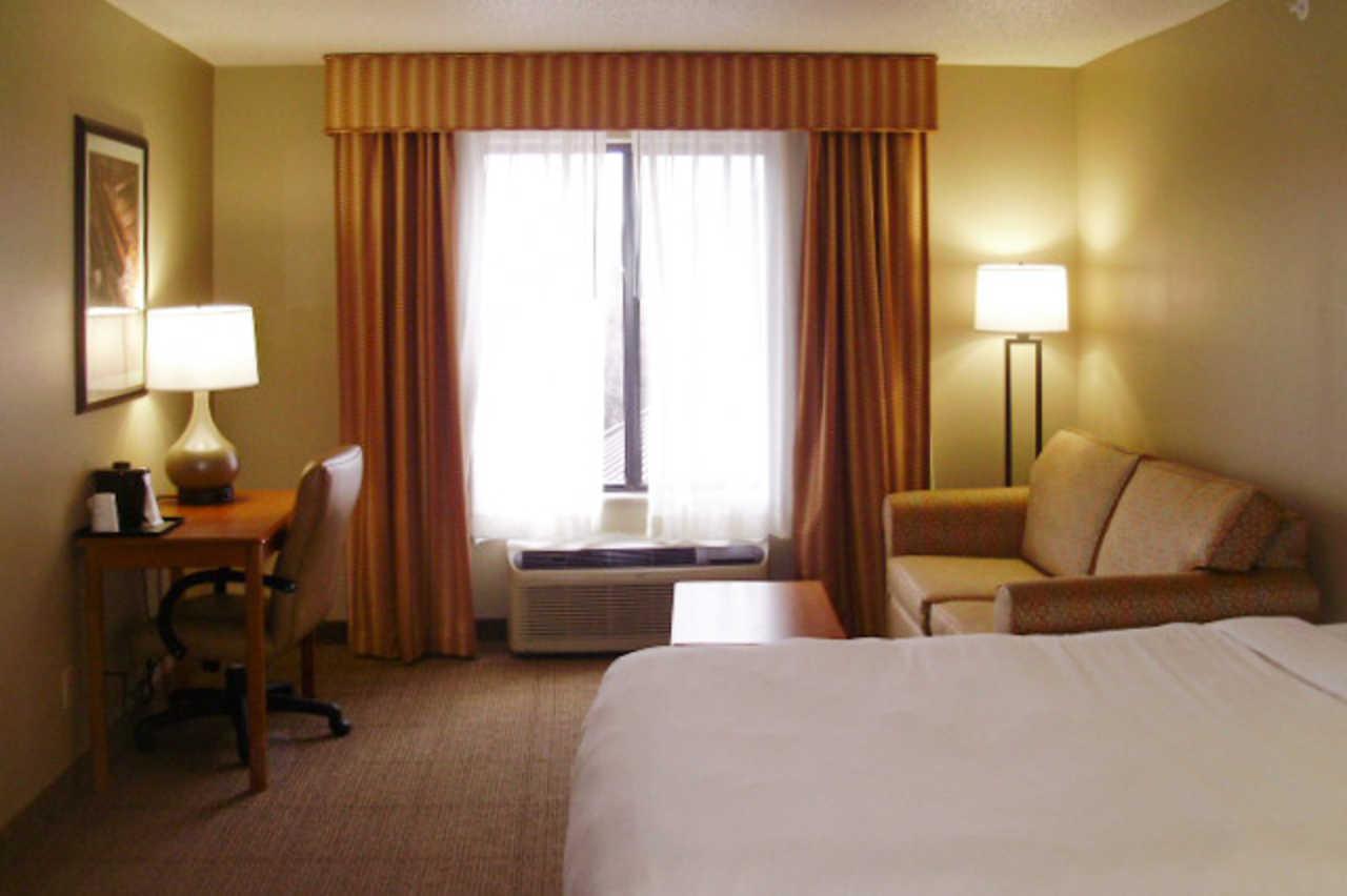 Comfort Inn & Suites Cooperstown - Milford Экстерьер фото